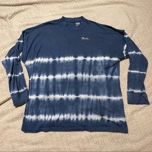 WOMEN'S PINK VICTORIA'S SECRET TIE DYE LONG SLEEVE